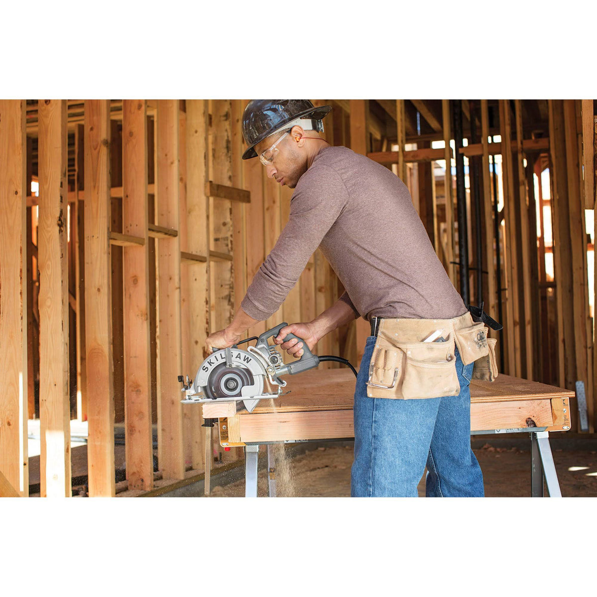 7-1/4x22 Worm Drive Circular Saw N191303