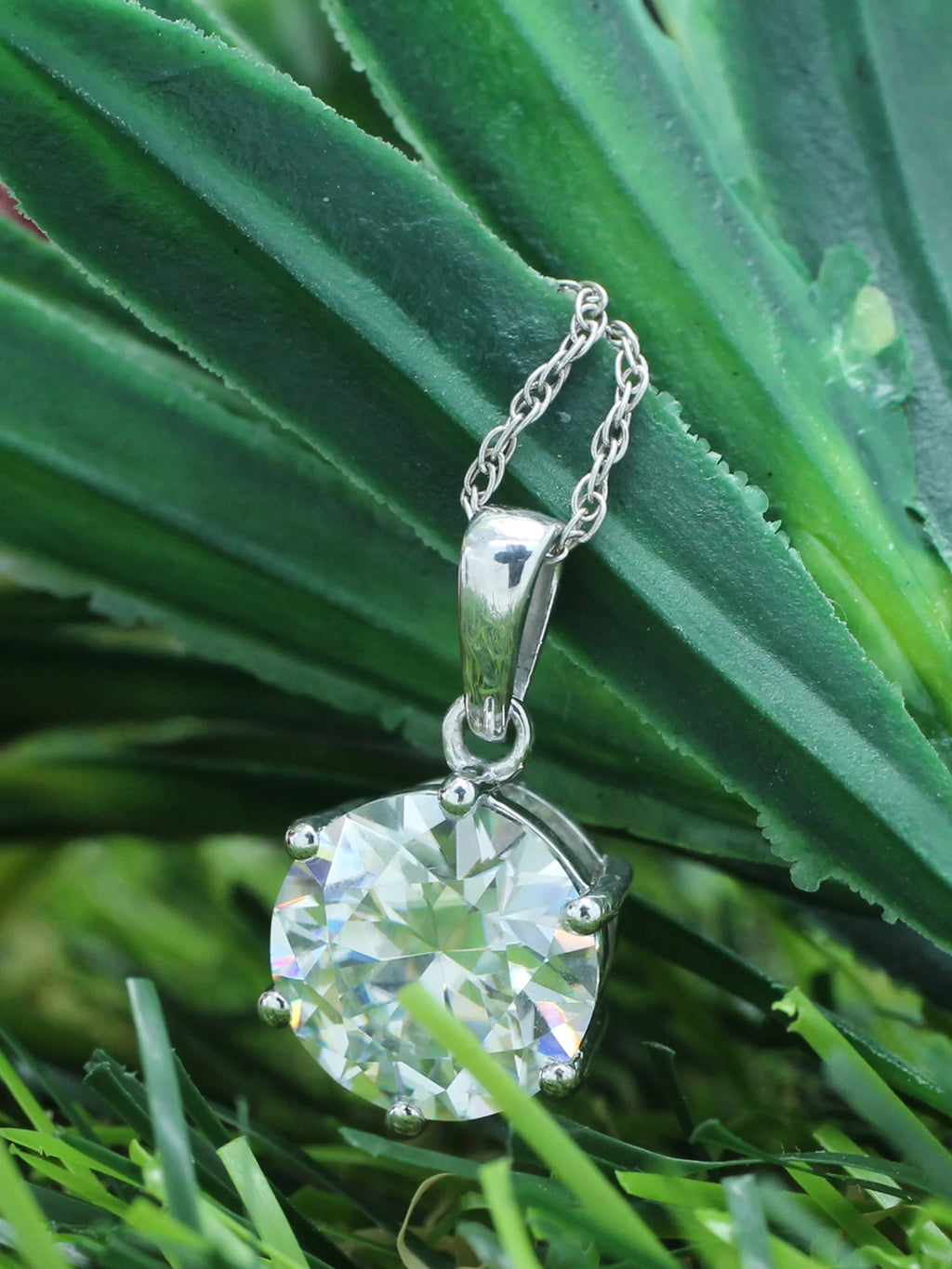 18K White Gold Over Sterling Silver Moissanite Pendant Necklace A32295
