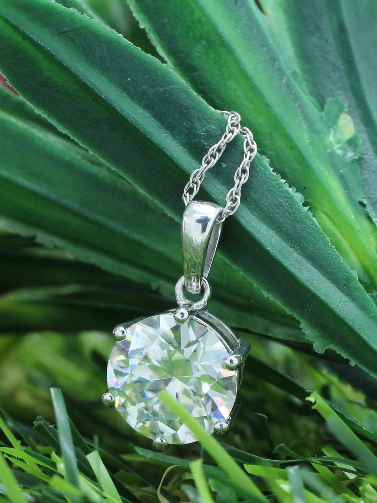 18K White Gold Over Sterling Silver Moissanite Pendant Necklace A32295