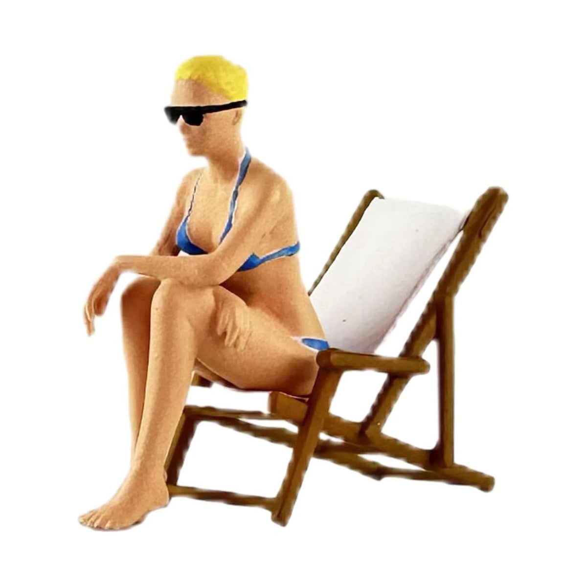1/64 Resin Hand Painted Lounge Chair Model V693