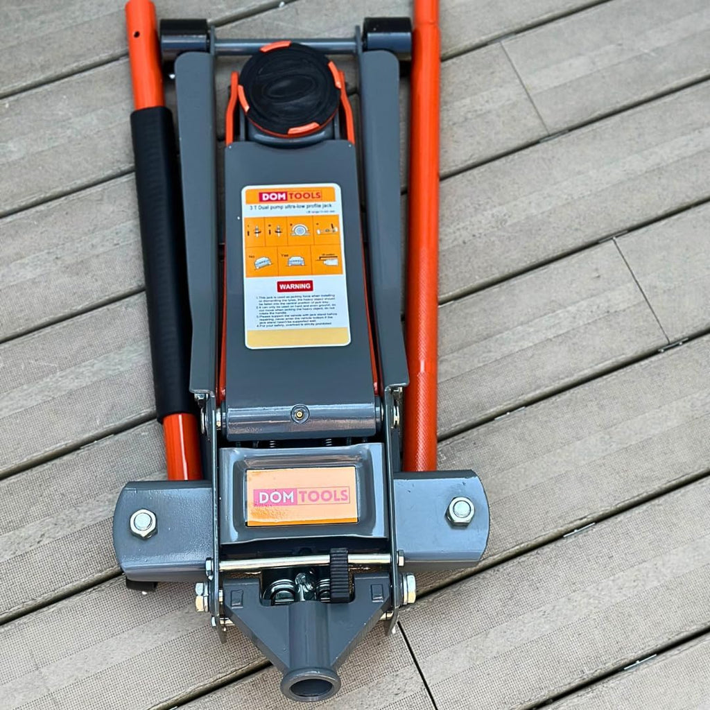 3.0 Ton Floor Jack with Dual Hydraulic Pumps & Reinforced Lifting Arm U350