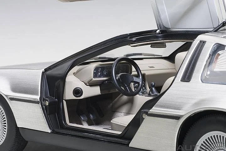 Satin Silver 1/18 Model Car F993693