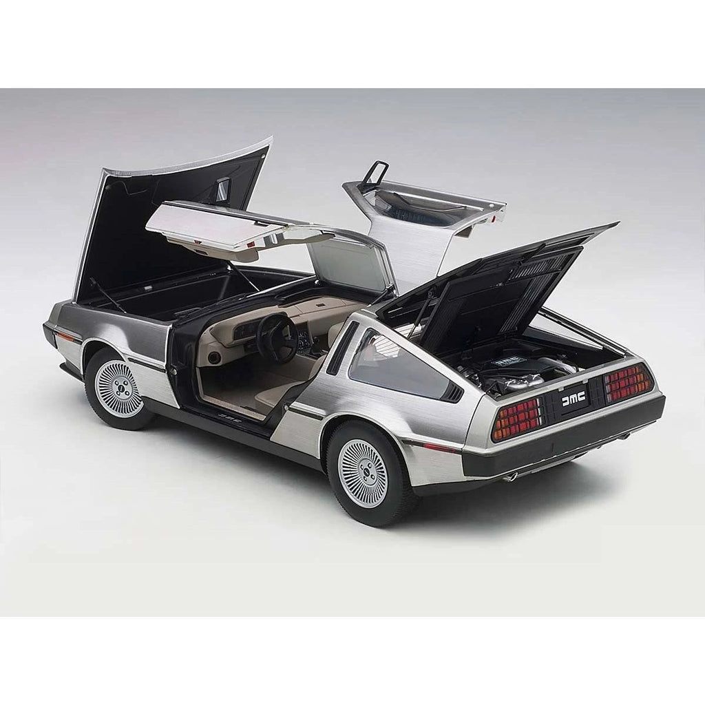 Satin Silver 1/18 Model Car F993693