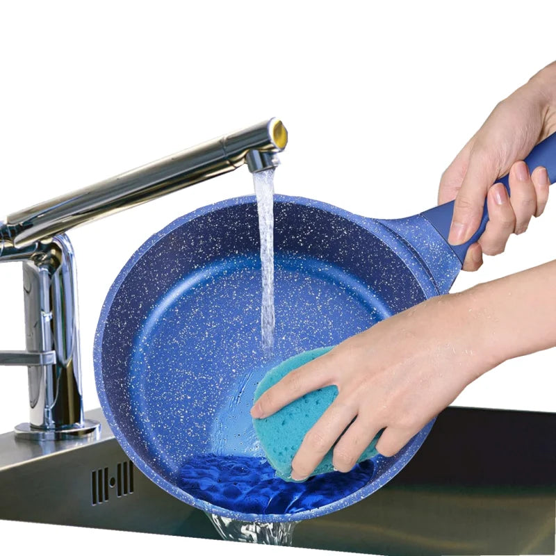 8 Inch Nonstick Frying Pan with Lid R95478