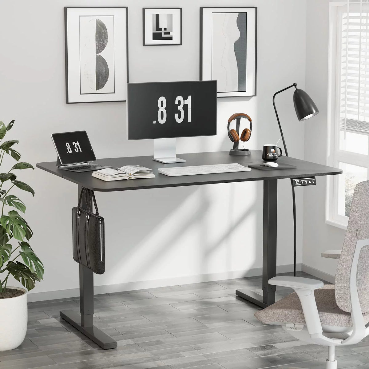 White 40 inch Electric Standing Desk I67966