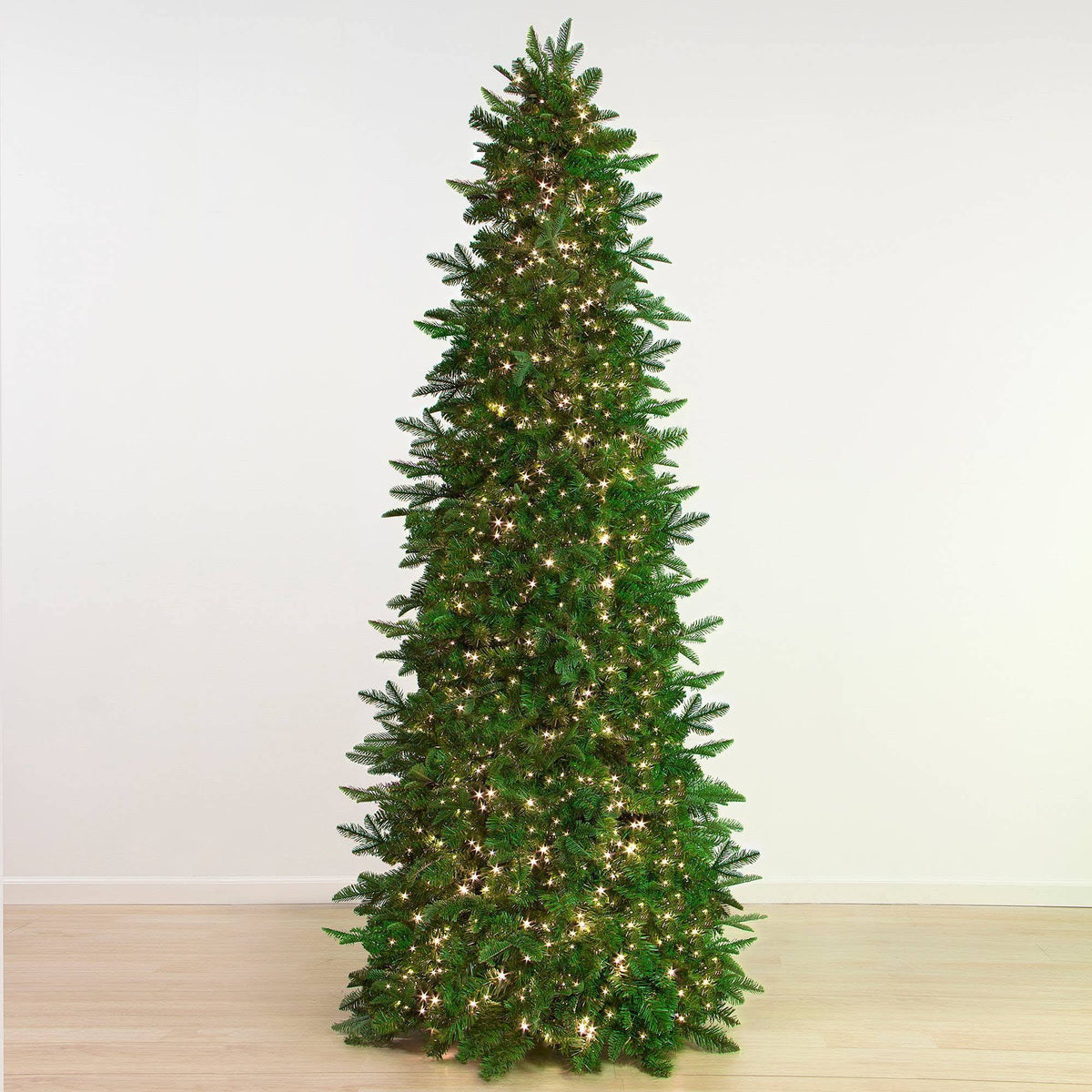 7.5' Pre-Lit Green Tree with Fairy Lights N89442