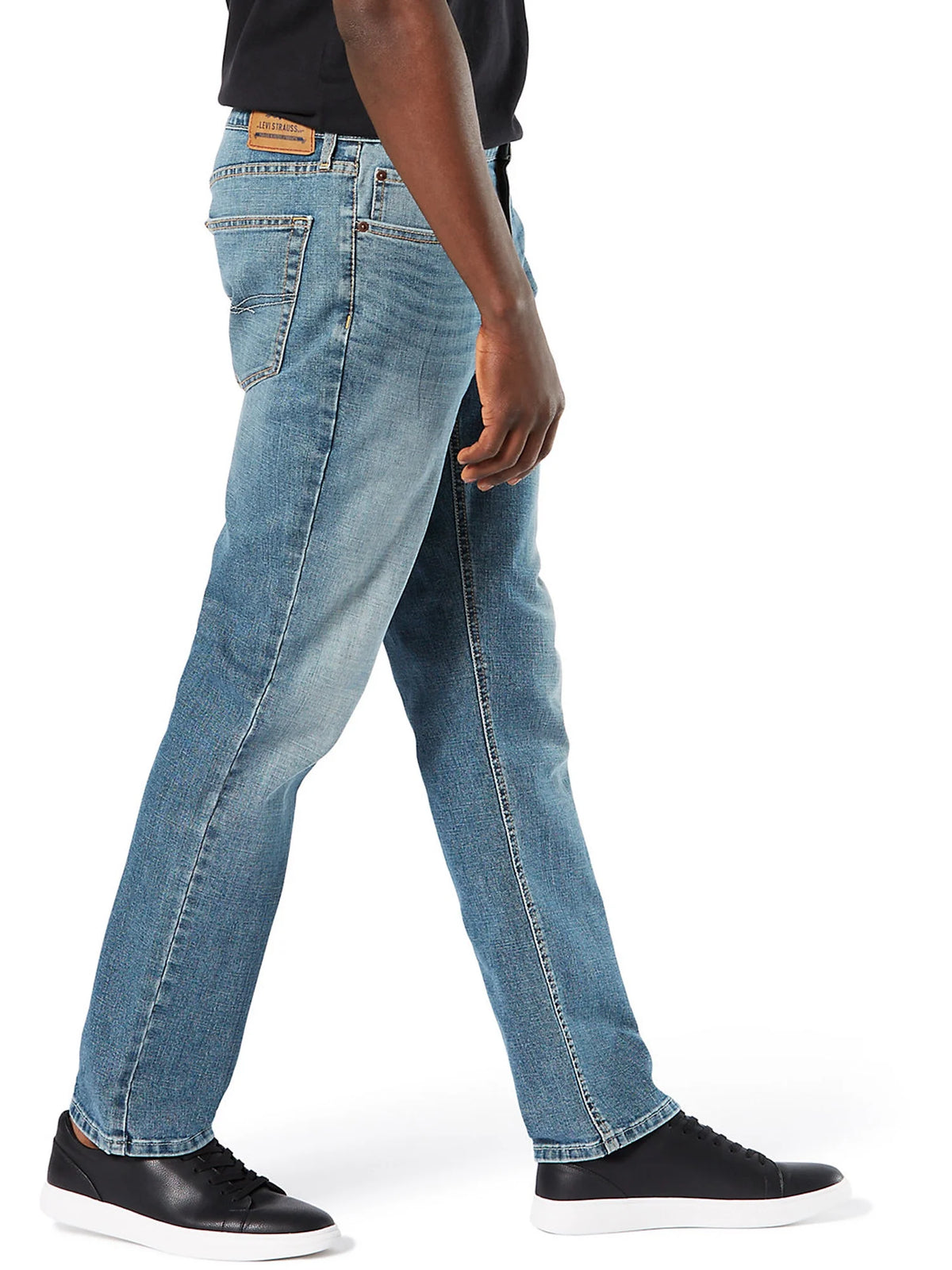 Athletic Fit Jeans J731