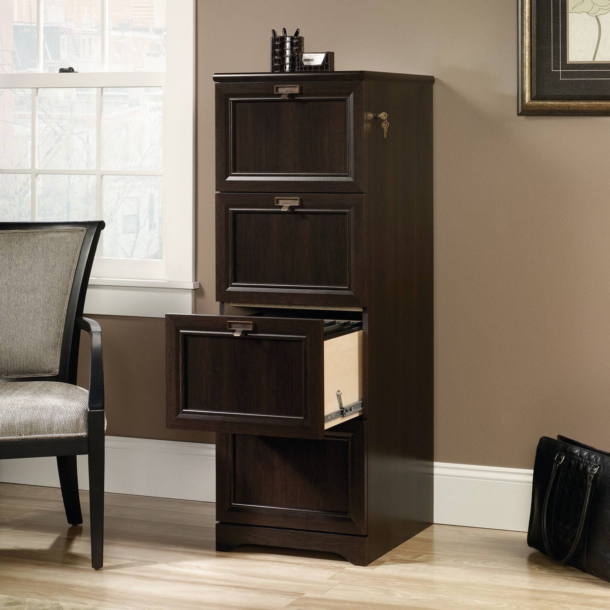 4-Drawer File Cabinet I279599