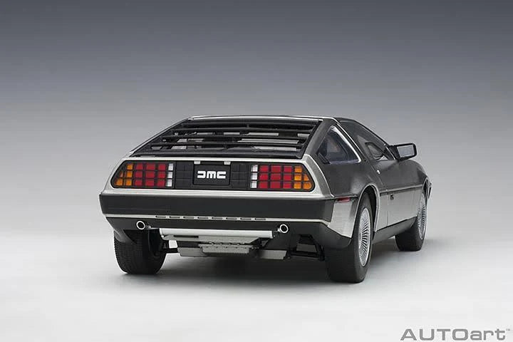 Satin Silver 1/18 Model Car F993693