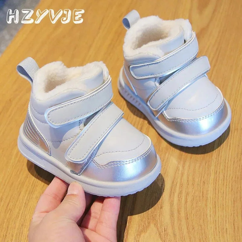 Silvery White Non Slip Warm Snow Boots U689336